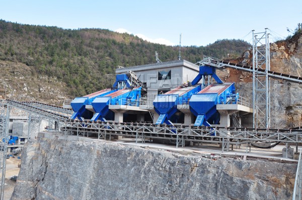 石灰石生產(chǎn)線振動篩