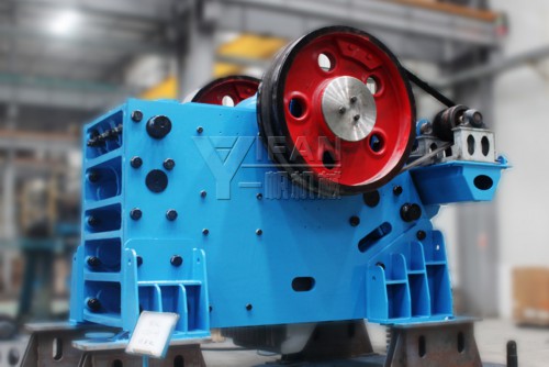 顎式破碎機(jī)